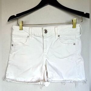 American Eagle Size 4 White Denim Shorts - Raw Hem, Next Level Stretch